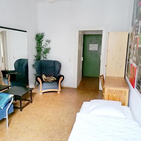 Kulturschutzgebiet Hostel Dresden Bagian luar foto